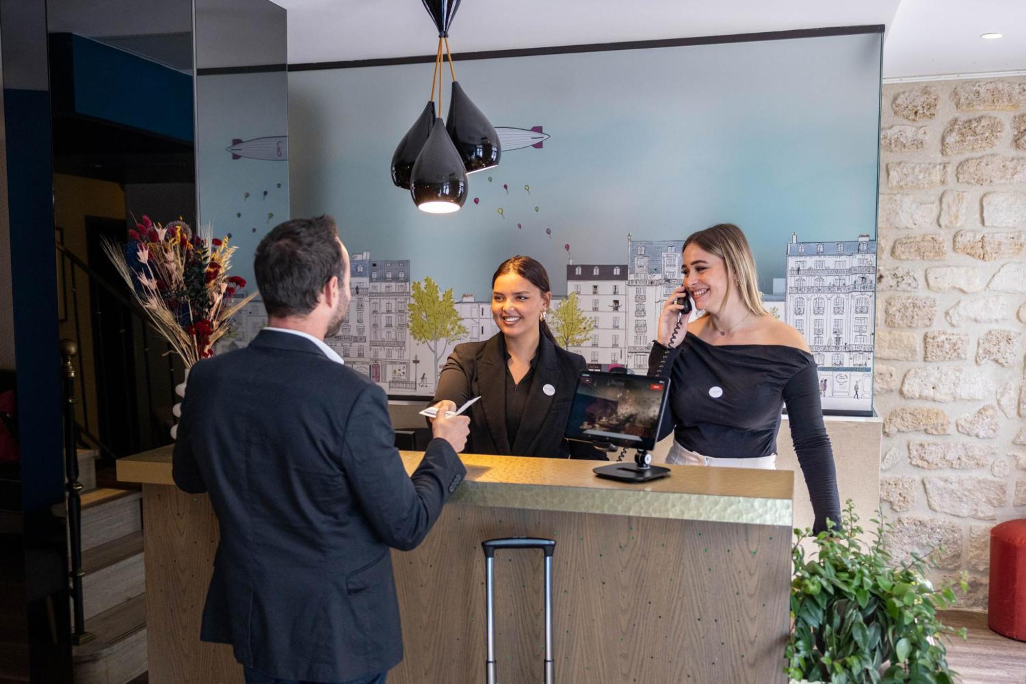 Hotel La Parizienne Exteriör bild